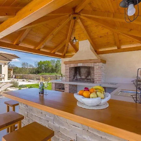 Quercus Poljice(Krk)